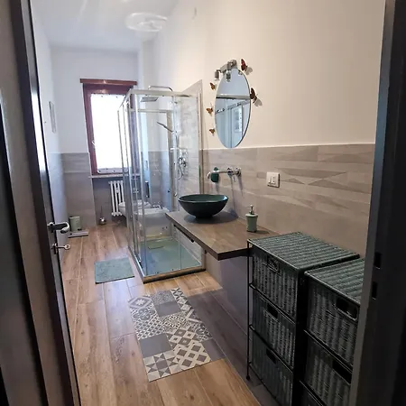 Voglio La Luna Ampio E Luminoso Apartamento Turín