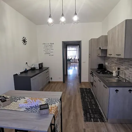 Voglio La Luna Ampio E Luminoso Apartamento *