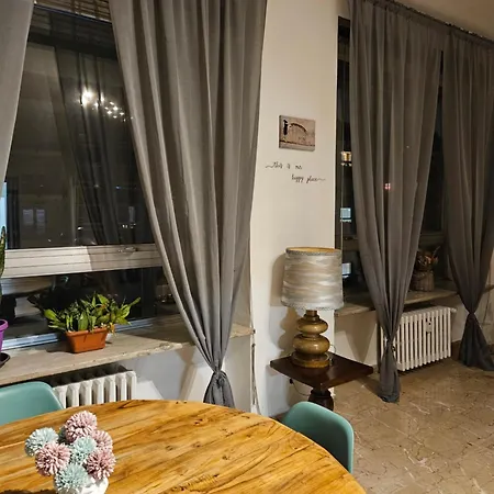 Voglio La Luna Ampio E Luminoso Apartamento