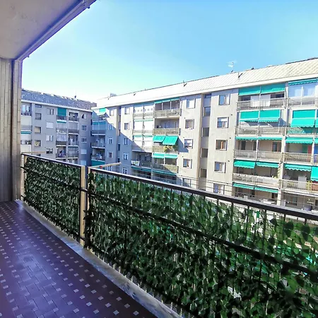 Apartment Voglio La Luna Ampio E Luminoso Turin